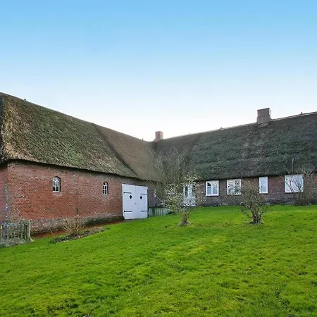 Wellness Under Thatch, Casa vacanze Dagebüll
